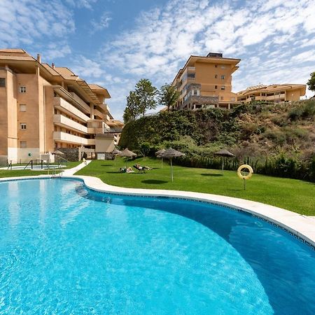 Malagasuite Blue Sea & Pool Fuengirola Bagian luar foto