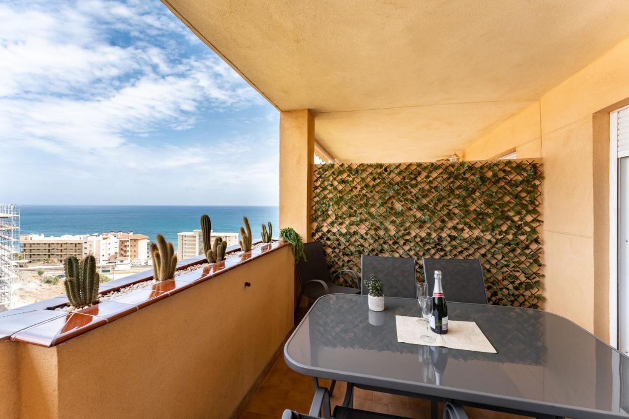 Malagasuite Blue Sea & Pool Fuengirola Bagian luar foto